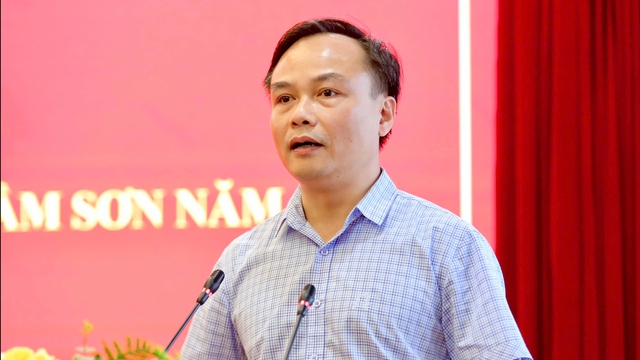  Cam kết 'không để nước thải chảy ra bãi biển' - Ảnh 1.