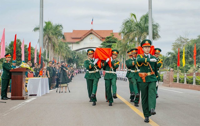 Đi t&igrave;m những người h&ugrave;ng chưa trở về: Đưa c&aacute;c anh về từ đất bạn L&agrave;o - Ảnh 1.