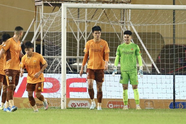 HLV Kim Sang-sik v&agrave; c&ocirc;ng cuộc &lsquo;săn đầu người&rsquo;, U.23 Việt Nam quyết bung lụa tại ASIAD 20
- Ảnh 2.