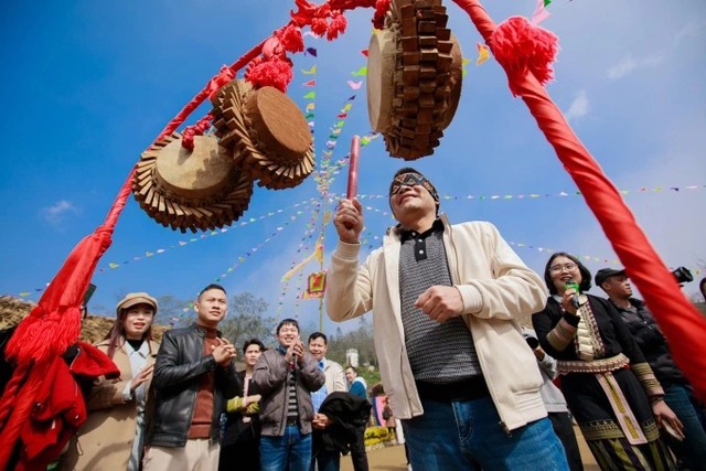 V&igrave; sao Tết Nguy&ecirc;n đ&aacute;n thi&ecirc;ng li&ecirc;ng với người Việt?  - Ảnh 2.