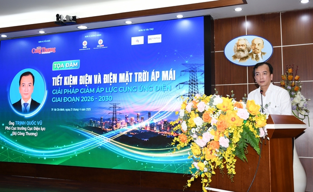 Nóng thêm 1-2 độ, hệ thống điện như 'gánh' thêm tổ hợp thủy điện Hòa Bình- Ảnh 1.