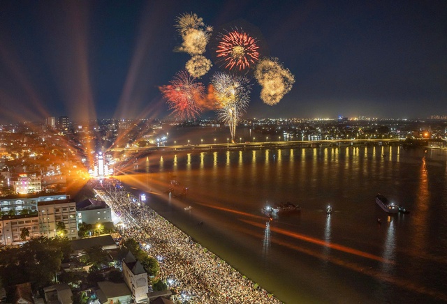 10 Phường mới th&agrave;nh lập ở Đồng Nai sẽ bắn ph&aacute;o hoa đ&ecirc;m 30 . 4 - Ảnh 1.