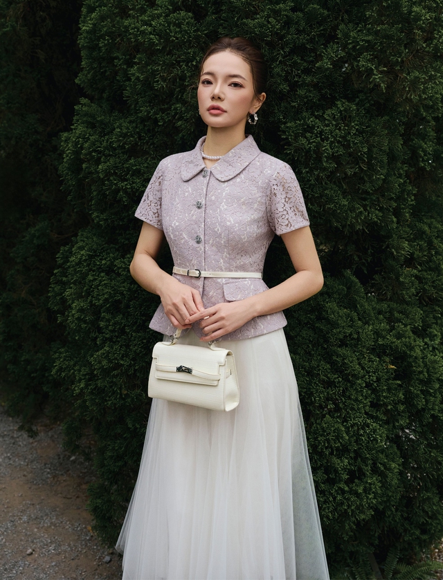 Vẻ đẹp kiêu kỳ từ áo ren, điểm nhấn cho phong cách hiện đại- Ảnh 1.