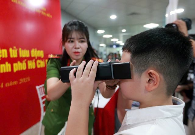 Trẻ em từ 6-14 tuổi đăng k&yacute; t&agrave;i khoản định danh mức độ 2 thế n&agrave;o? - Ảnh 1.