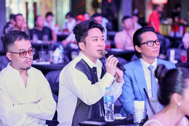 Sau hit 120 triệu view, Anh Qu&acirc;n Idol h&aacute;t t&igrave;nh ca đất nước

- Ảnh 2.