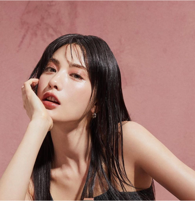 'Mỹ nh&acirc;n đẹp nhất thế giới' Nana bị kiện ngược sau khi tay kh&ocirc;ng bắt cướp - Ảnh 1.