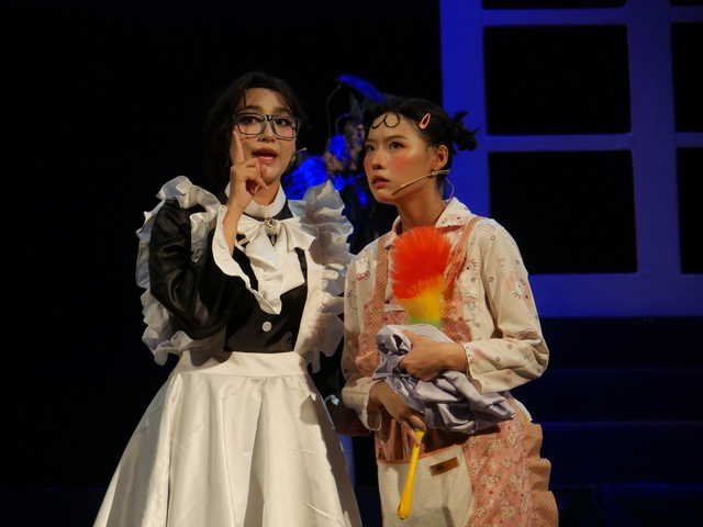 Học trong lòng sân khấu qua vở kịch ‘Song diện’- Ảnh 1.