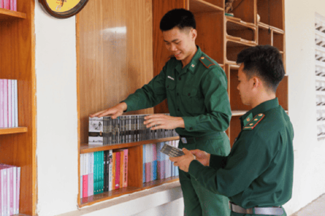 Hành trình Từ Trái Tim - Lên biên giới trao khát vọng, lan tỏa tri thức - Ảnh 12.