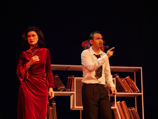 Học trong lòng sân khấu qua vở kịch ‘Song diện’- Ảnh 3.