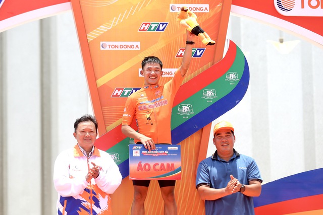 Tay đua kỳ cựu Trịnh Đức T&acirc;m c&oacute; niềm vui thắng chặng ở C&uacute;p truyền h&igrave;nh - Ảnh 5.