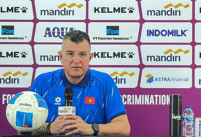 HLV U.17 Việt Nam tiết lộ chiến thuật tuyệt vời đ&aacute;nh bại &Uacute;c, n&oacute;i điều bất ngờ về đối thủ Malaysia- Ảnh 1.