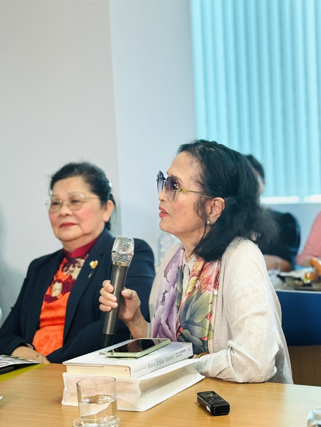 Văn nghệ sĩ kể chuyện viết về B&aacute;c- Ảnh 3.