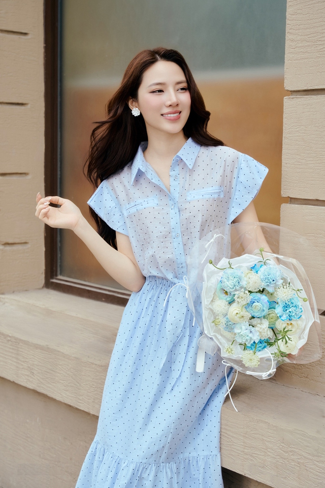 Dễ mặc, dễ phối cùng váy sơ mi- Ảnh 1.