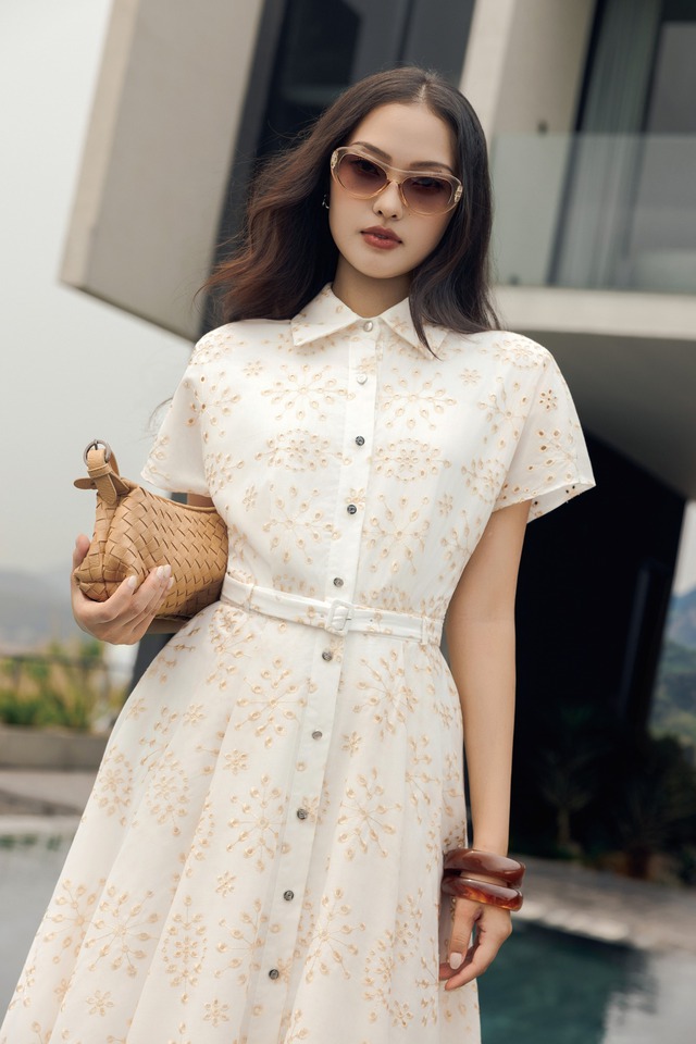 Dễ mặc, dễ phối cùng váy sơ mi- Ảnh 2.
