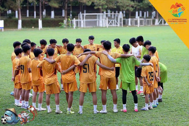 Bầu Đức hạnh ph&uacute;c, giấc mơ trở th&agrave;nh hiện thực với Festival quốc tế U.14 Gia Lai- Ảnh 3.