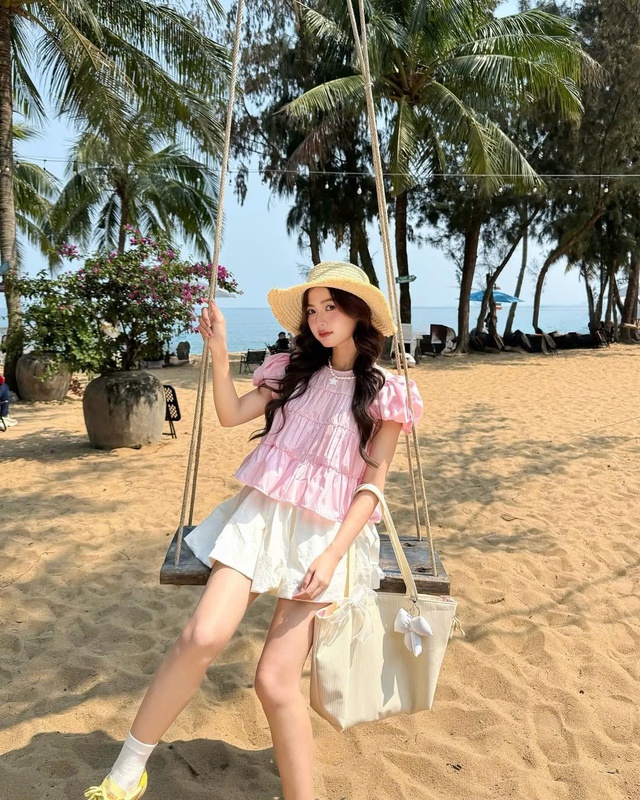 Phối trang phục màu hồng sao cho thanh lịch mà không sến- Ảnh 2.