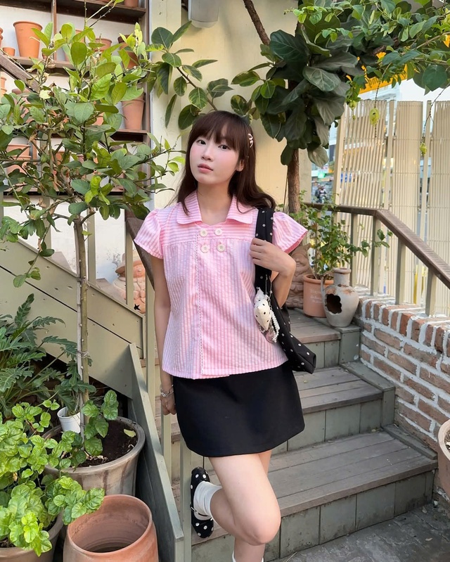 Phối trang phục màu hồng sao cho thanh lịch mà không sến- Ảnh 8.