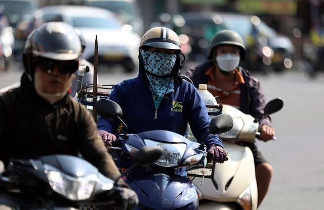 Thời tiết thất thường trong 2 đợt nghỉ lễ- Ảnh 2.