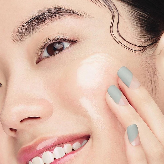 Lotion l&agrave; g&igrave; m&agrave; chuy&ecirc;n gia n&oacute;i &lsquo;nhất định&rsquo; phải c&oacute; trong liệu tr&igrave;nh skincare?- Ảnh 3.