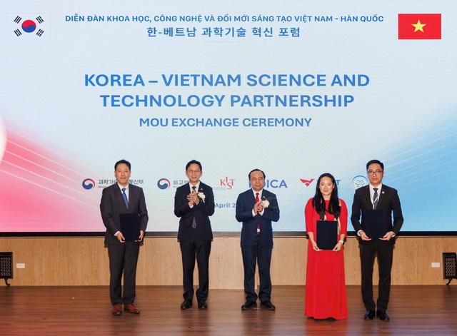 Trường đại học Quang Trung - C&ugrave;ng Việt Nam x&acirc;y dựng nền gi&aacute;o dục trọng tr&aacute;ch- Ảnh 1.