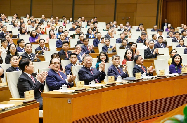 Tin tức đặc biệt tr&ecirc;n b&aacute;o in Thanh Ni&ecirc;n 25.4.2026- Ảnh 1.