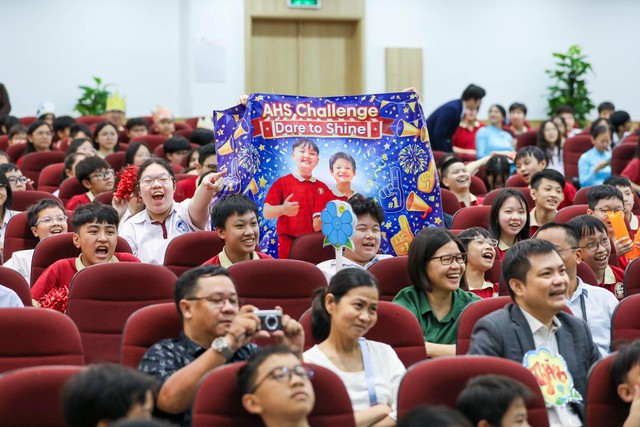 S&ocirc;i động s&acirc;n chơi h&ugrave;ng biện tiếng Anh tại Asian School - Ảnh 2.