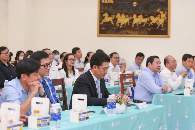 Hội thảo khoa học: &lsquo;Dinh dưỡng l&acirc;m s&agrave;ng cho nh&oacute;m bệnh l&yacute; chuy&ecirc;n biệt&rsquo; - Ảnh 3.