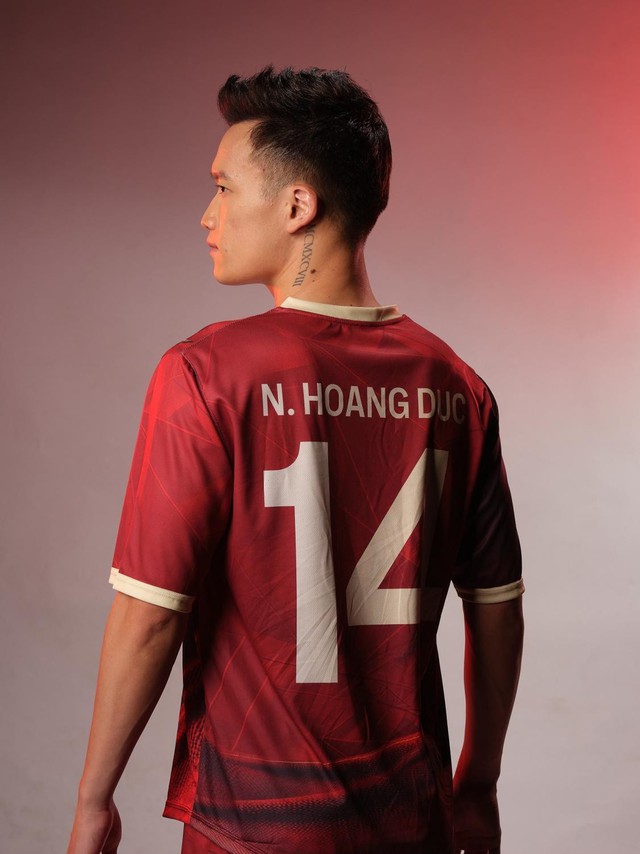 Nguyễn Ho&agrave;ng Đức trở th&agrave;nh tiền vệ Việt Nam đầu ti&ecirc;n      m&ugrave;a thẻ PRIME của FC Online- Ảnh 3.