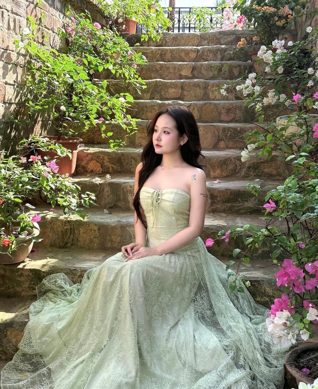 Nghỉ dưỡng mùa hè mặc gì để vừa mát vừa sang?- Ảnh 6.