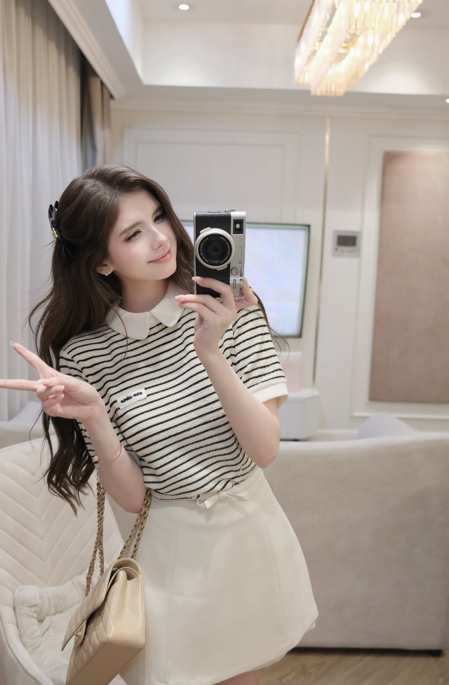 Nhẹ nhàng nhưng vẫn đủ nổi bật cùng áo blouse ngọt ngào- Ảnh 7.
