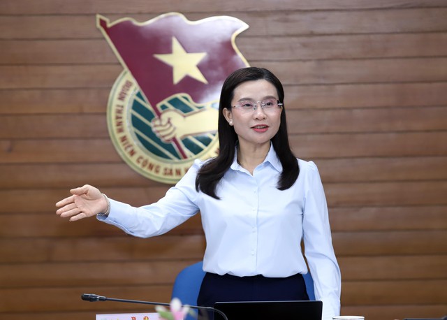 Họp Hội đồng x&eacute;t trao Giải thưởng C&aacute;nh &eacute;n hồng v&agrave; Giải thưởng Kim Đồng  - Ảnh 1.