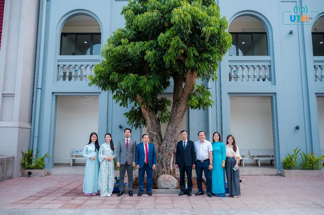 UTH tăng cường kết nối c&aacute;c hội, CLB doanh nh&acirc;n-Lan tỏa gi&aacute; trị hợp t&aacute;c bền vững - Ảnh 6.