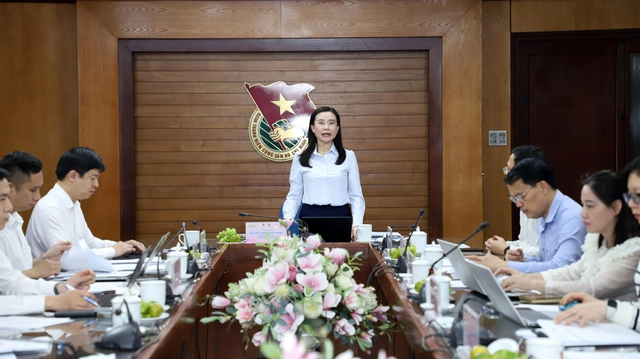 Họp Hội đồng xét trao Giải thưởng Cánh én hồng và Giải thưởng Kim Đồng  - Ảnh 2.