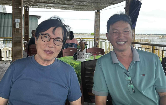 Người nhận 'ch&acirc;n truyền' ẩm thực v&agrave; nghi lễ xưa - Ảnh 1.