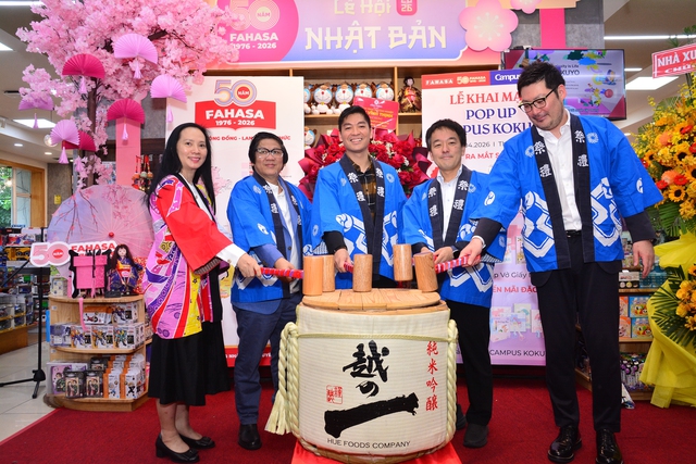 Lần đầu ti&ecirc;n, Fahasa khai trương khu Pop-up Kokuyo tại TP.HCM nh&acirc;n kỷ niệm 50 năm - Ảnh 2.