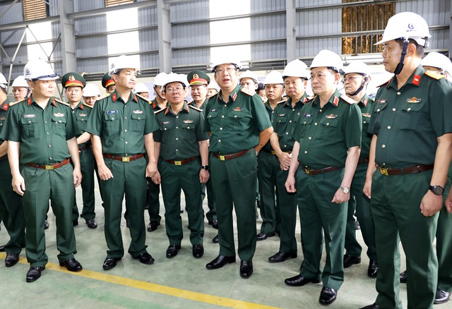 Bộ Quốc ph&ograve;ng chỉ đạo r&uacute;t ngắn thời gian chế tạo xe tăng T-1- Ảnh 1.