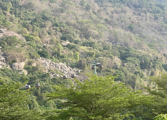 Nghỉ lễ Giỗ tổ, 30.4 v&agrave; 1.5, kh&aacute;ch leo n&uacute;i B&agrave; Đen cần tr&aacute;nh điều n&agrave;y - Ảnh 1.