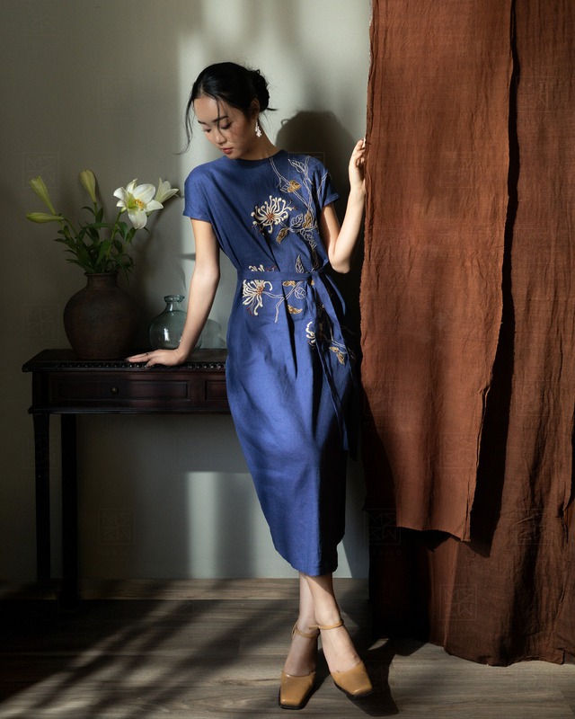 Vừa mát vừa sang khi chọn váy linen ngày nắng- Ảnh 2.