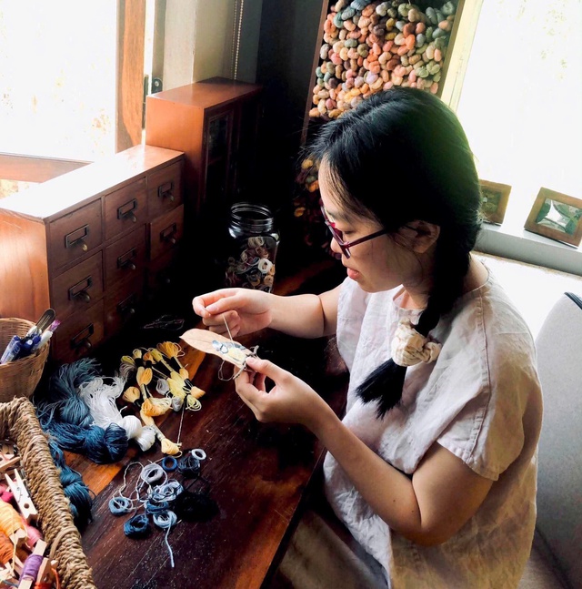 C&ocirc; g&aacute;i biến l&aacute; m&iacute;t kh&ocirc; th&agrave;nh tranh tiền triệu, kh&aacute;ch hỏi mua ngay trong đ&ecirc;m  - Ảnh 1.