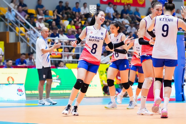 CLB H&agrave; Nội Tasco Auto lần đầu v&ocirc; địch C&uacute;p b&oacute;ng chuyền H&ugrave;ng Vương- Ảnh 1.