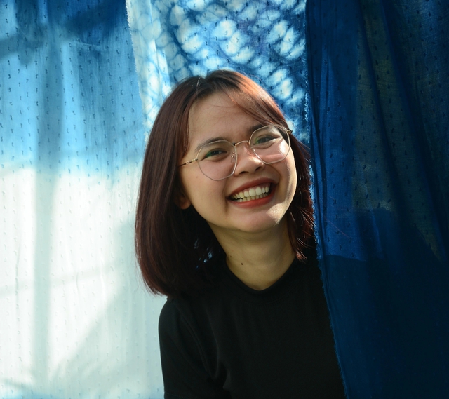 Rời văn ph&ograve;ng, 2 bạn trẻ chọn c&ocirc;ng việc m&agrave; mỗi ng&agrave;y đều lấm lem - Ảnh 1.