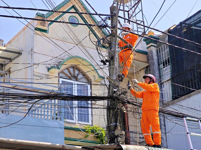 Khung giờ cao điểm điện tập trung ho&agrave;n to&agrave;n v&agrave;o buổi tối - Ảnh 1.
