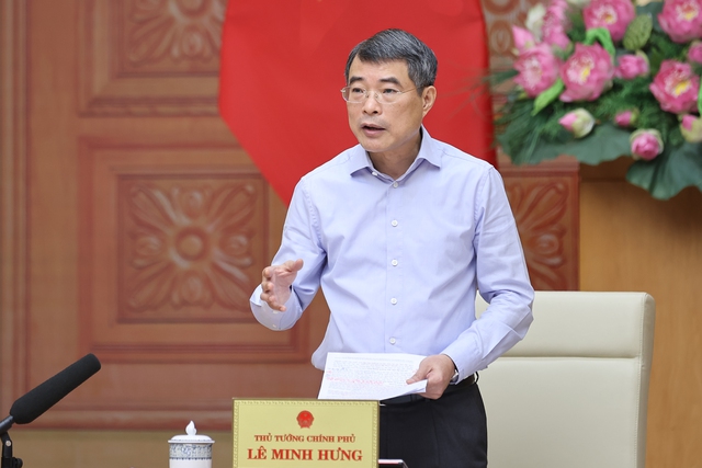 Thủ tướng muốn l&atilde;nh đạo Bộ GD-ĐT chủ động, quyết liệt hơn gỡ điểm nghẽn ng&agrave;nh - Ảnh 1.