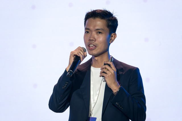 Cấp miễn ph&iacute; t&agrave;i khoản Canva 'xịn' cho tất cả gi&aacute;o vi&ecirc;n Việt Nam - Ảnh 2.