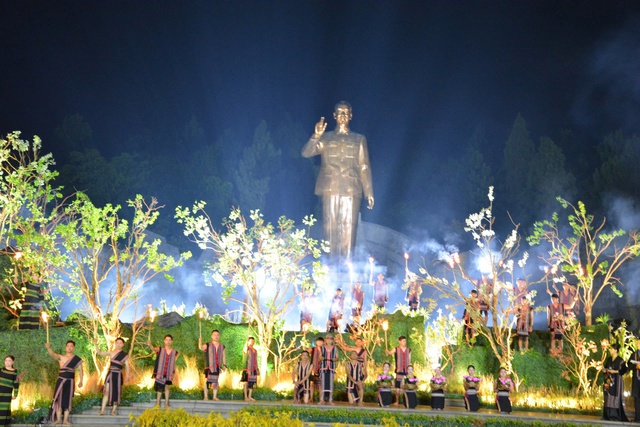 'Đại ng&agrave;n reo' lan tỏa phong vị văn h&oacute;a cao nguy&ecirc;n- Ảnh 1.