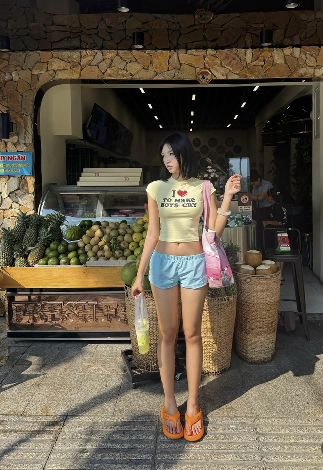 Muốn mặc trẻ trung hơn, hãy thử ngay bản phối sắc xanh và vàng- Ảnh 6.