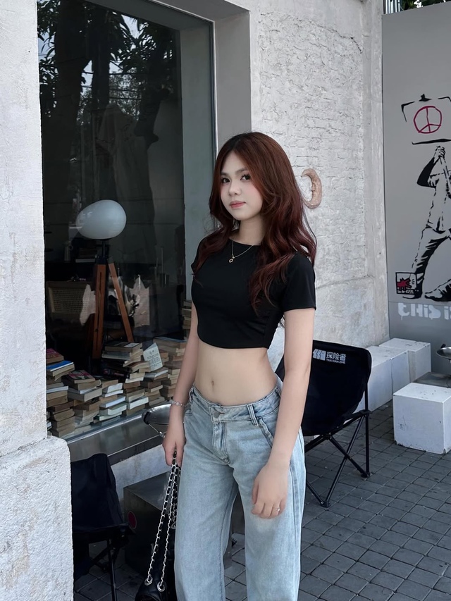 Tự tin làm mới bản thân với áo crop top tôn dáng- Ảnh 6.