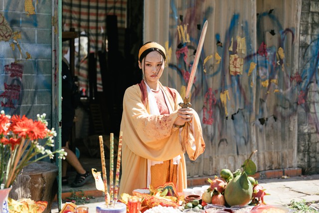 &lsquo;Đại tiệc trăng m&aacute;u 8&rsquo;: Đằng sau một &lsquo;r&aacute;c&rsquo; phẩm điện ảnh - Ảnh 3.