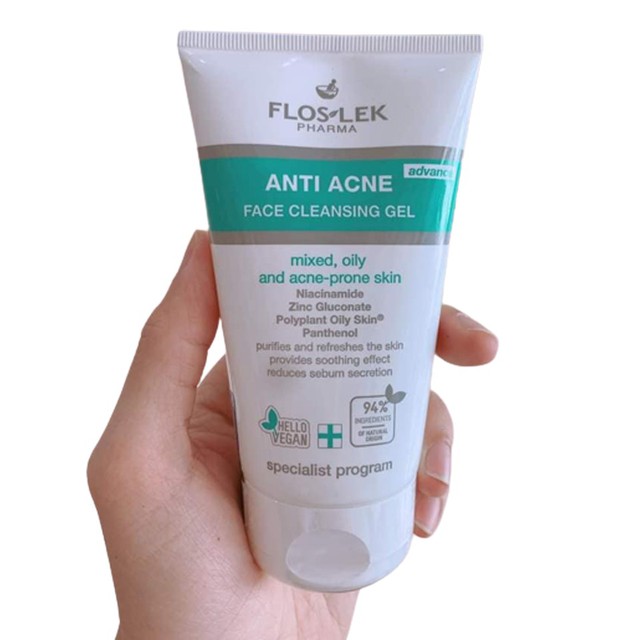 Top 7 sữa rửa mặt cho da dầu mụn sạch s&acirc;u, giảm b&oacute;ng nhờn d&ugrave; đang h&egrave; - Ảnh 9.