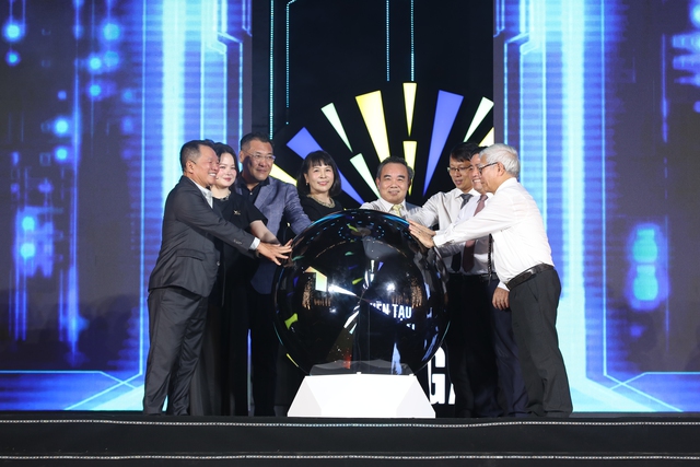 KDI Group v&agrave; đ&ecirc;m nghệ thuật thăng hoa kỷ niệm 10 năm tại Vega City - Ảnh 7.